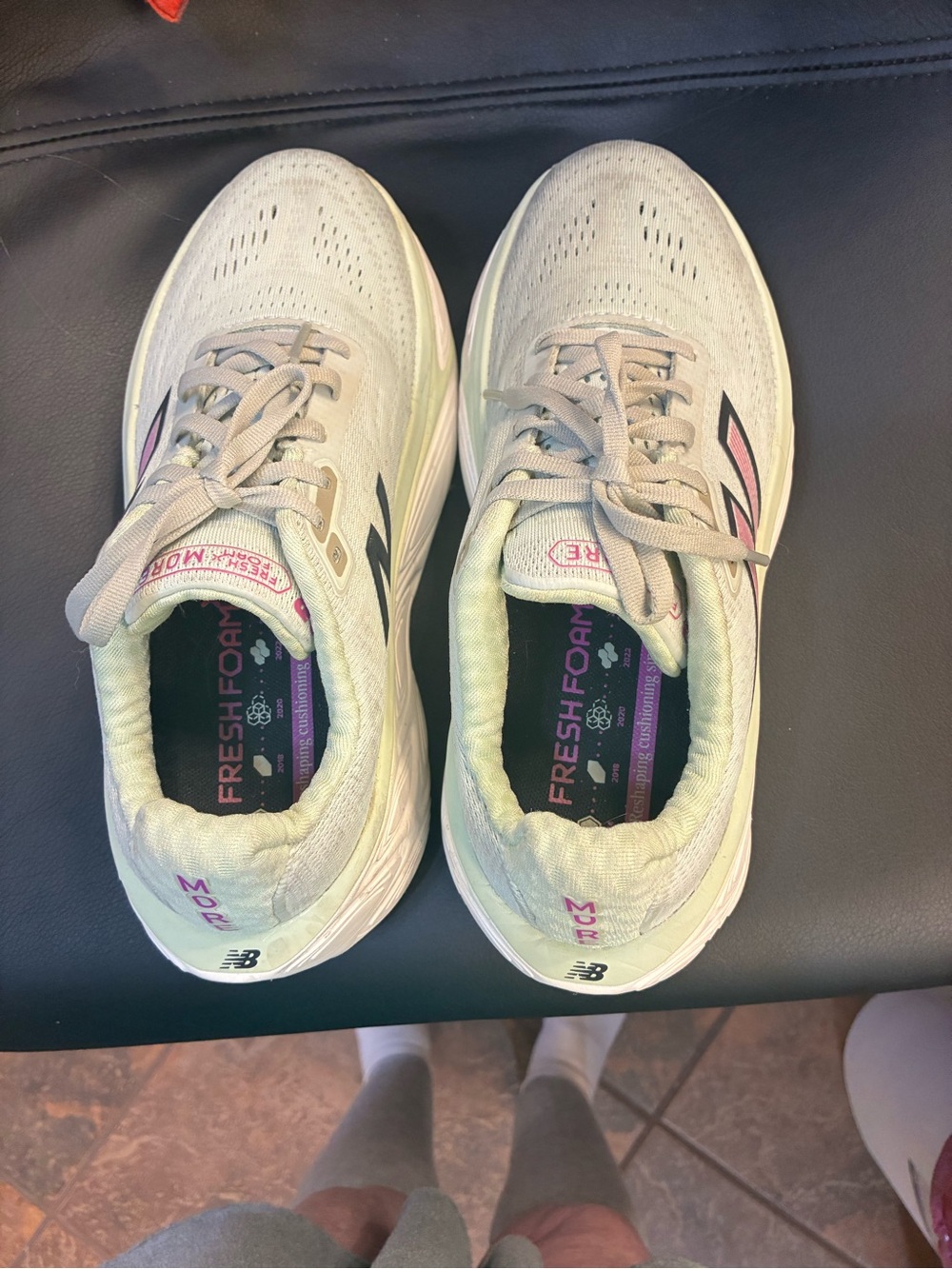 New Balance Women’s Running Shoes. 
Like new. Only been worn 3 or 4 times.